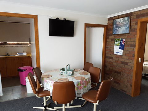 Traplins Accomodation - Accommodation Redcliffe 3