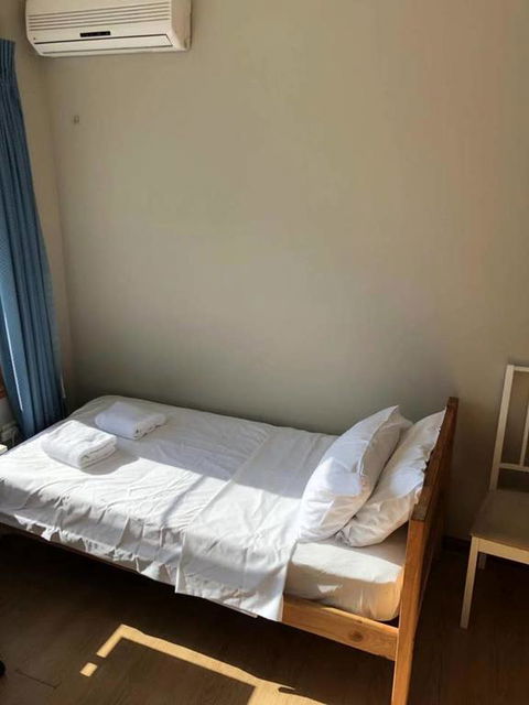 Traveler's Affordable Studio Unit (Beverly Hills) - Accommodation Redcliffe 3