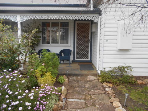 Travellers Rest B&B - Accommodation Redcliffe 3