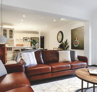 Tre Sorelle Camden - Accommodation Redcliffe