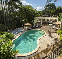 Treehouse On Plantation - Accommodation Redcliffe