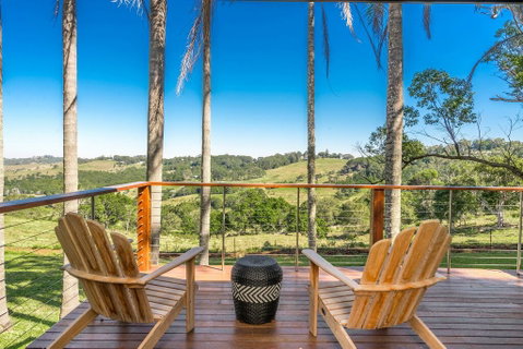 Triloka Lodges - Accommodation Redcliffe 2