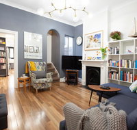 TRENDY TERRACE H-L'Abode - Accommodation Redcliffe