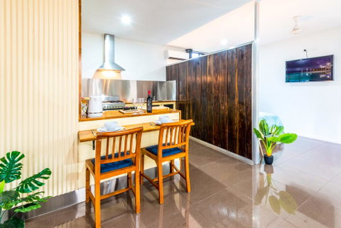 Tropic Studio, A Unique Hidden Gem! - Accommodation Redcliffe 3