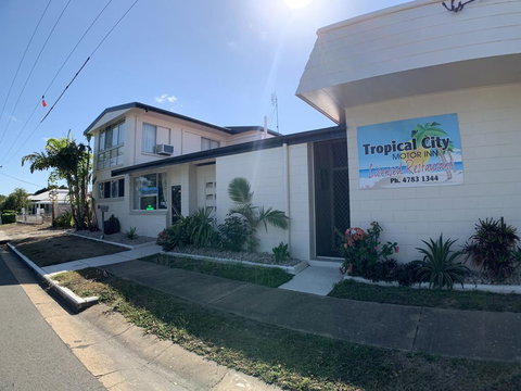 Tropical City Motor Inn - Accommodation Redcliffe 0