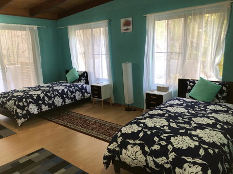 Tropicana - Accommodation Redcliffe 1