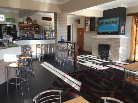 Tumut Star Hotel - Accommodation Redcliffe 1