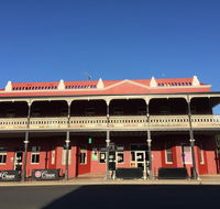 Tumut Star Hotel - Accommodation Redcliffe