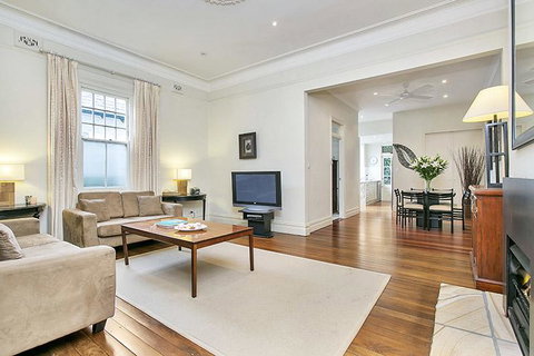 Two Bedroom Apartment Edwin Street - Accommodation Redcliffe 0