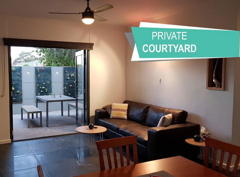 Two Bedroom Garden Apartment - Accommodation Redcliffe 0