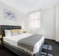 ULTIQA Rothbury Hotel - Accommodation Redcliffe