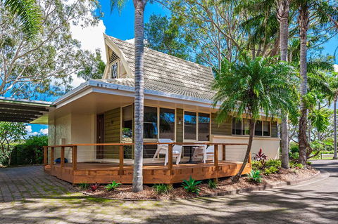 Ultiqa Village Resort - Accommodation Redcliffe 0