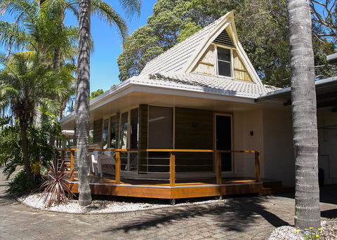 Ultiqa Village Resort - Accommodation Redcliffe 1