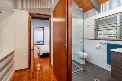 Unique Getaway 300m To Bribie Foreshore, Bongaree - Accommodation Redcliffe 2