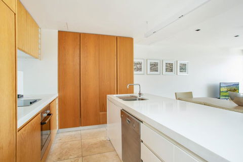 Unit 101 Plantation Resort - Rainbow Beach, Plantation Resort, Second Floor, Aircon, Pool, Spa - Accommodation Redcliffe 1