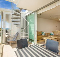 Unit 203 Plantation - Rainbow Beach Plantation Resort Top Floor Aircon Free Wi-Fi - Accommodation Redcliffe