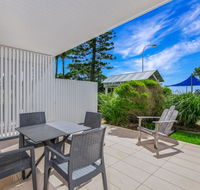 Unit 7 Plantation Resort - Rainbow Beach Air conditioned Pool and outdoor spa Plantation Resort - Accommodation Redcliffe