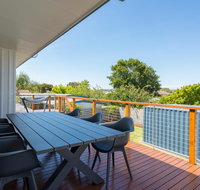 Upstairs Cottage On Beachurst - Accommodation Redcliffe