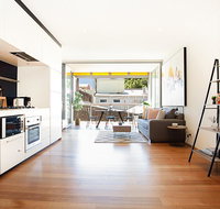 Urban Rest - Riley St - Accommodation Redcliffe