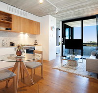 Urban Rest - Short Lane - Accommodation Redcliffe