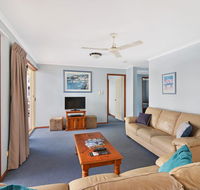 Vaai Moana - 5/10 Oriole Avenue - Accommodation Redcliffe