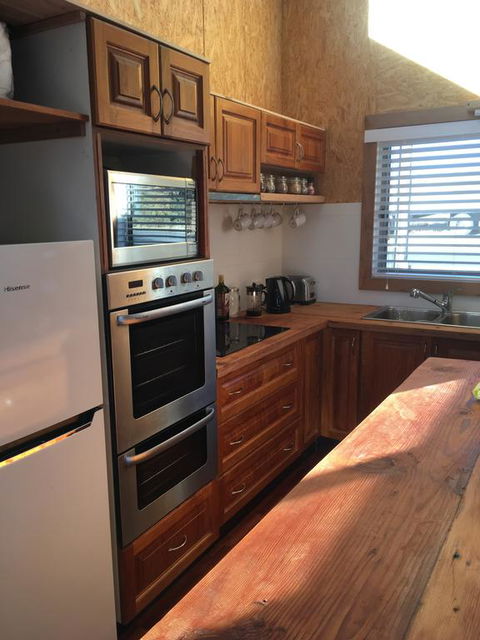 VaderHaus - Accommodation Redcliffe 1