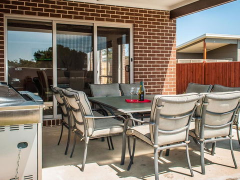 Valencia - Accommodation Redcliffe 3