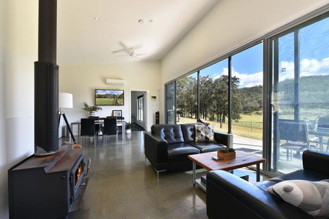 Valle Laguna - Accommodation Redcliffe 0