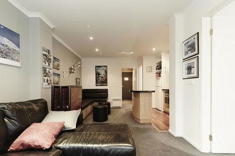 Valley View 203 - Accommodation Redcliffe 0
