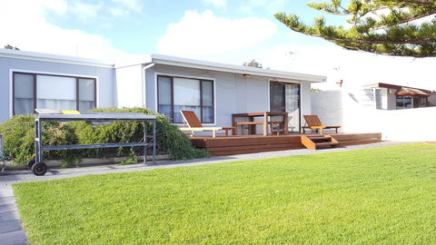 Vandy's Shack At Mount Dutton Bay - Ideal For Couples And Small Families - Accommodation Redcliffe 1