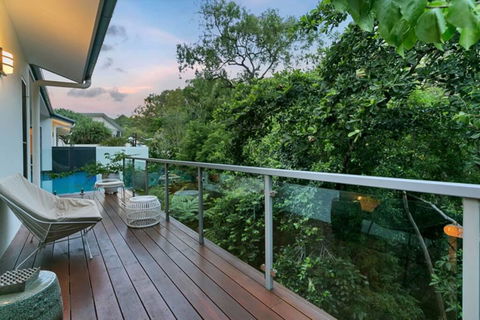 Veldree Palm Cove Rainforest Views,Privacy,Close To The Beach And Restaurants - Accommodation Redcliffe 3