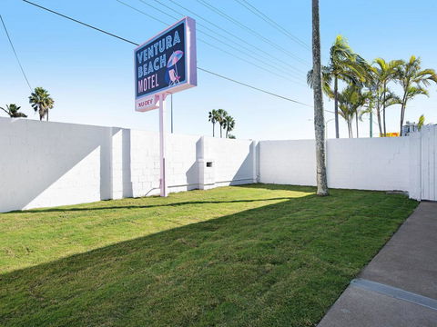 Ventura Beach Motel - 1 Bedroom Unit 9 - Accommodation Redcliffe 1