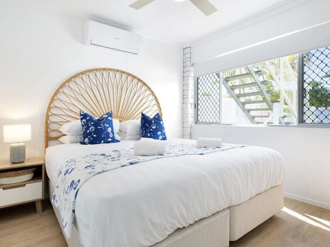 Ventura Beach Motel 3 Bedroom Poolside - Accommodation Redcliffe 2