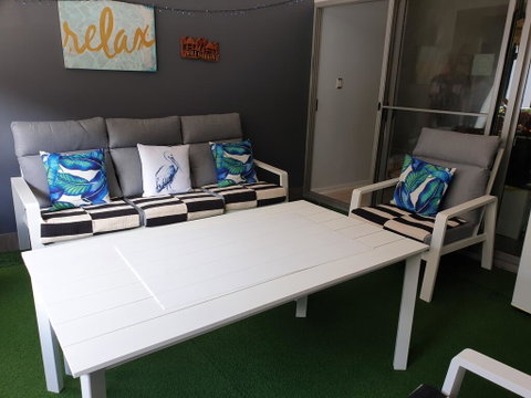Venetian Canal Apartment-Close To Beaches And Marina - Accommodation Redcliffe 3