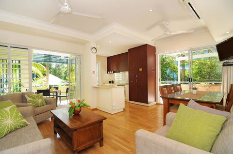 Verandahs Boutique Apartments - Accommodation Redcliffe 2