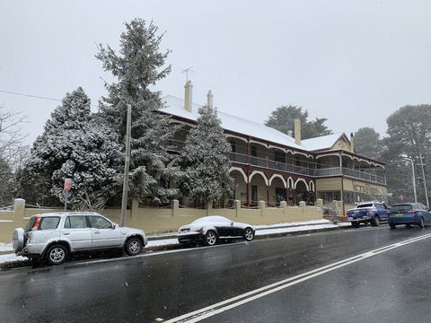 Victoria Albert Guest House Bar Cafe And Restaurant - Accommodation Redcliffe 0