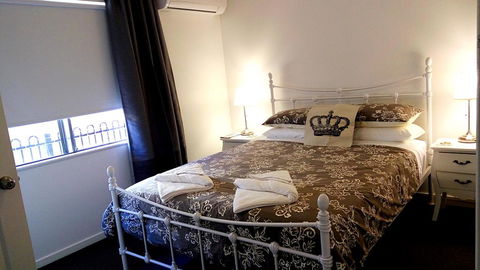 Victoria At Redcliffe Bed & Breakfast - Accommodation Redcliffe 2