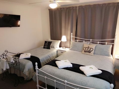 Victoria At Redcliffe Bed & Breakfast - Accommodation Redcliffe 1