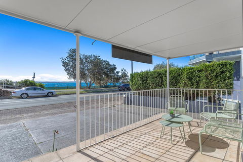 Victoria Parade, 29A - Accommodation Redcliffe 0