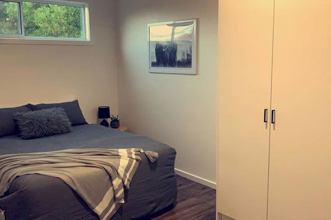 Victoria Valley With A View - Accommodation Redcliffe 2