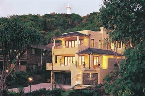 Victoria's At Wategos - Accommodation Redcliffe 0