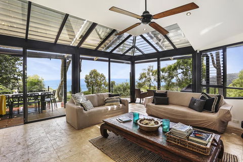 Views To The Horizon - Accommodation Redcliffe 0