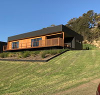 Villa 1 - Accommodation Redcliffe