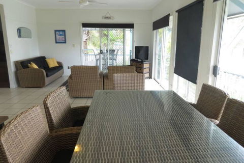 Villa 31 At Tangalooma Resort - Accommodation Redcliffe 3