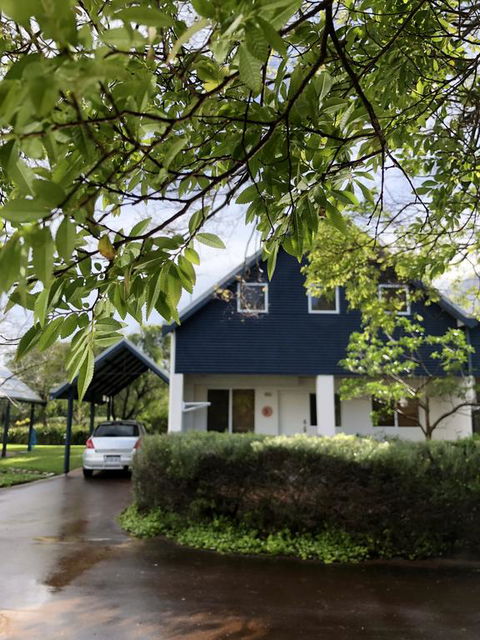 Villa 5 Whitesands - Accommodation Redcliffe 3