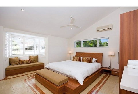 Villa Bianco - Accommodation Redcliffe 2