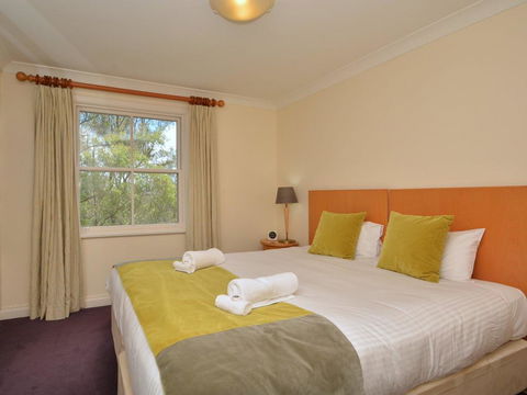 Villa Executive 2br Barbera Resort Condo Located Within Cypress Lakes Resort (nothing Is More Central) - Accommodation Redcliffe 2