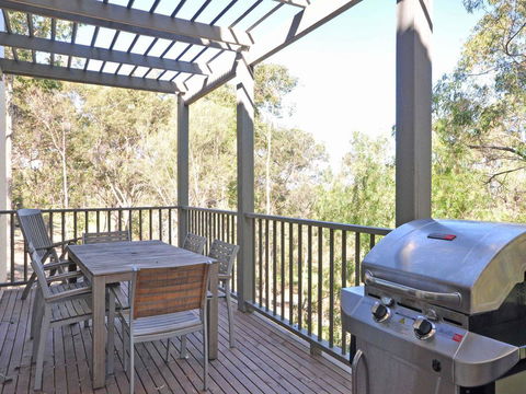 Villa Executive 2br Petit Verdot Resort Condo Located Within Cypress Lakes Resort (nothing Is More Central) - Accommodation Redcliffe 0