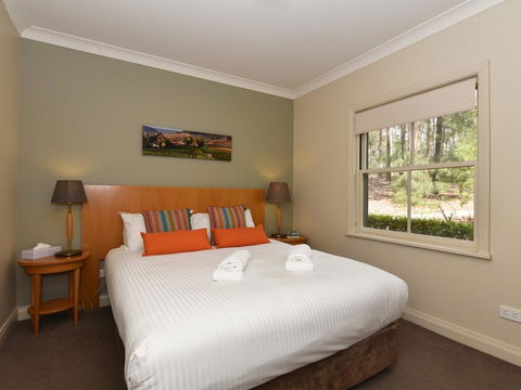 Villa Executive 2br Sangiovese Resort Condo Located Within Cypress Lakes Resort (nothing Is More Central) - Accommodation Redcliffe 3