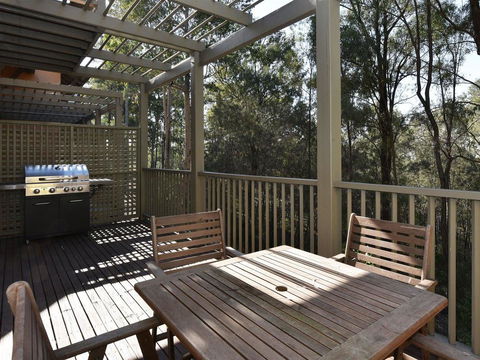 Villa Executive 2br Shiraz Resort Condo Located Within Cypress Lakes Resort (nothing Is More Central) - Accommodation Redcliffe 0